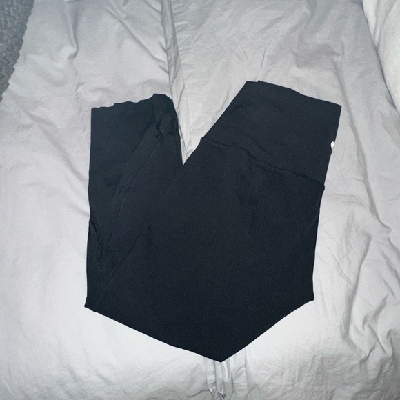 Lululemon Wunder Under High-Rise Crop 23" *Updated Scallop Full-On Luxtreme Blac - Picture 13 of 13
